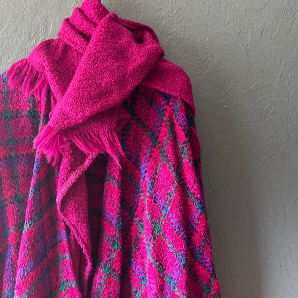 Vintage Boyne Valley Weavers poncho